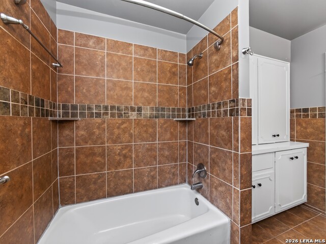 621 Balfour Dr Property Photo 33