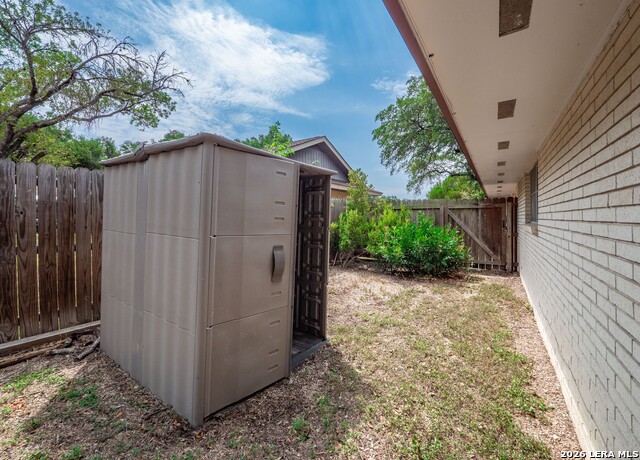 621 Balfour Dr Property Photo 48