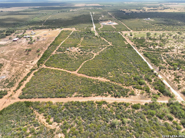 313 Private Road 7504 Property Photo 8