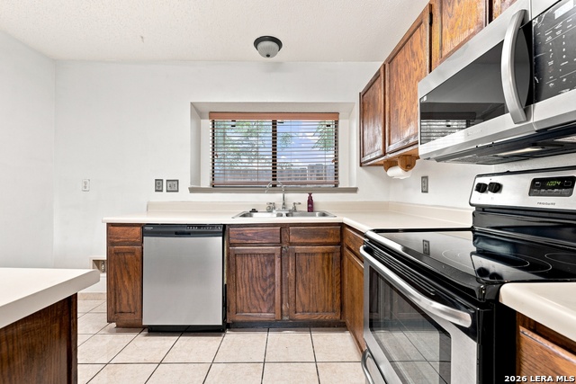 9314 Autumn Storm Property Photo 3