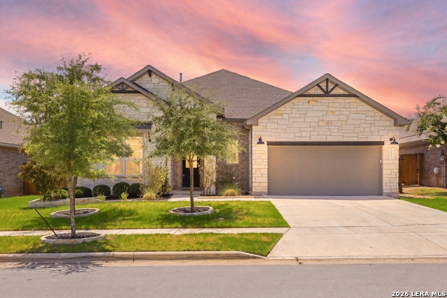 2233 Hoja Property Photo 1