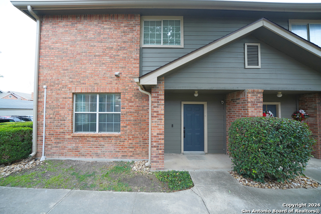 68 Chapel Hill Cir Property Photo 2
