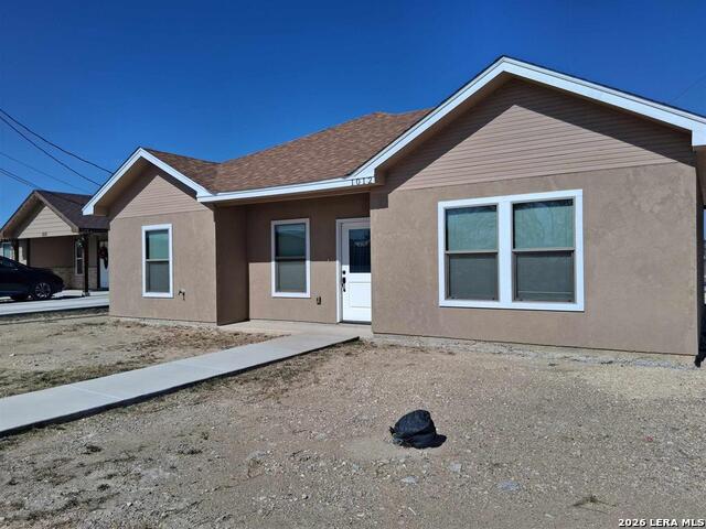 1012 E Bowie St Property Photo 1