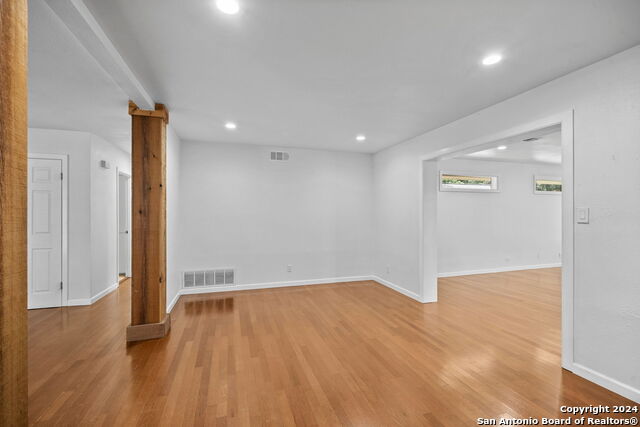202 Donella Dr Property Photo 7