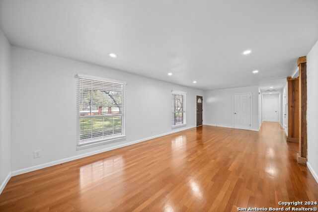202 Donella Dr Property Photo 8