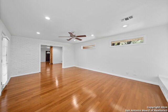 202 Donella Dr Property Photo 16