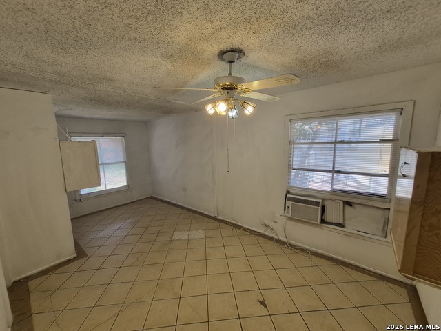 807 Weizmann St Property Photo 11