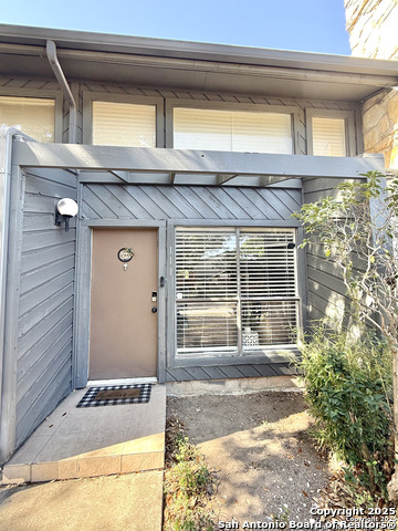 3843 Barrington Property Photo 1