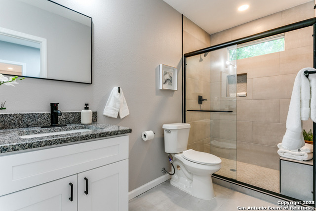 1324 E Carson St Property Photo 14
