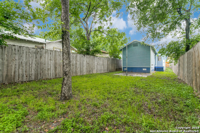 1324 E Carson St Property Photo 21
