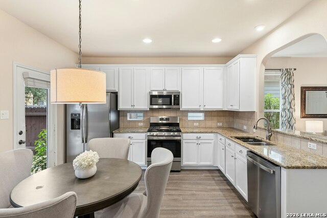 1704 Comfort Property Photo 5