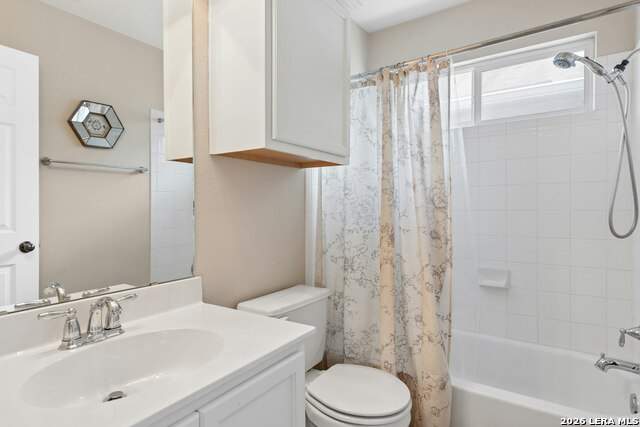1704 Comfort Property Photo 19