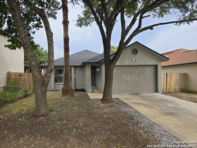 7822 Winterstone Dr Property Photo 1