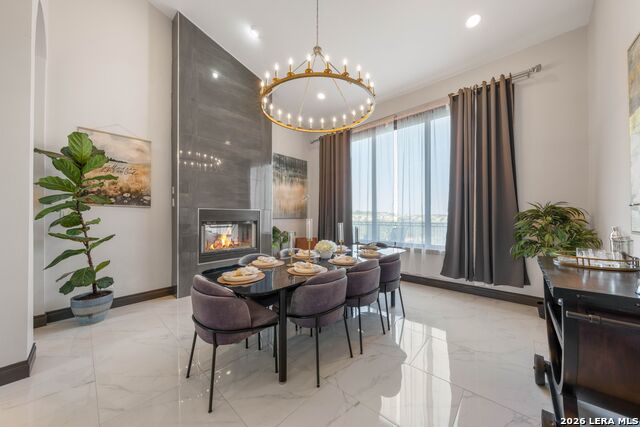 37 Trophy Property Photo 18