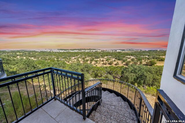 37 Trophy Property Photo 67