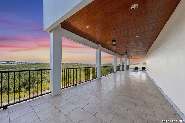 37 Trophy Property Photo 69