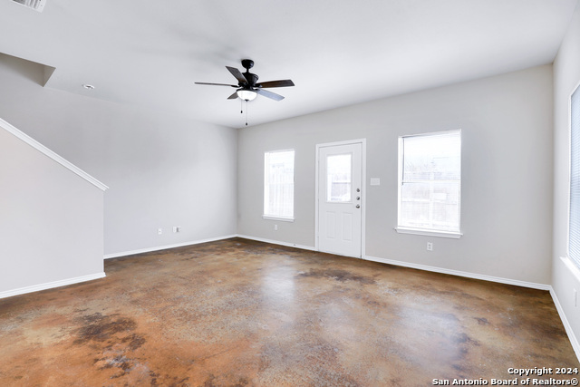 5815 Golf Bnd Property Photo 9