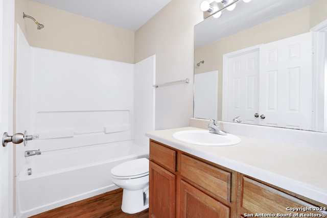 5815 Golf Bnd Property Photo 17