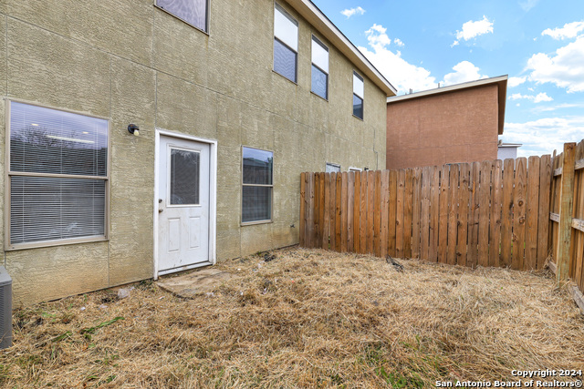 5815 Golf Bnd Property Photo 24