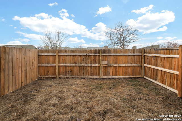 5815 Golf Bnd Property Photo 25