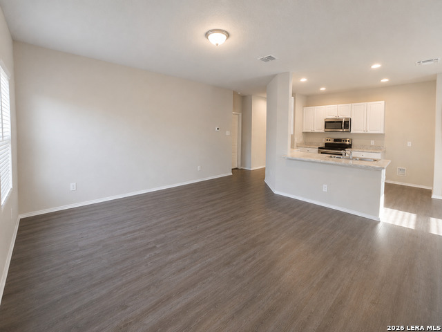 2135 Dry Moss Pass Property Photo 4