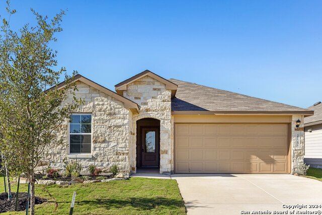 21281 Millstream Bend Property Photo 2