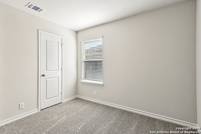 21281 Millstream Bend Property Photo 27