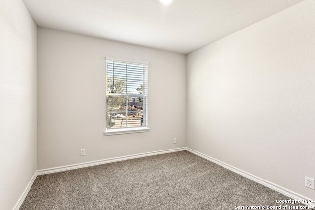 21281 Millstream Bend Property Photo 29