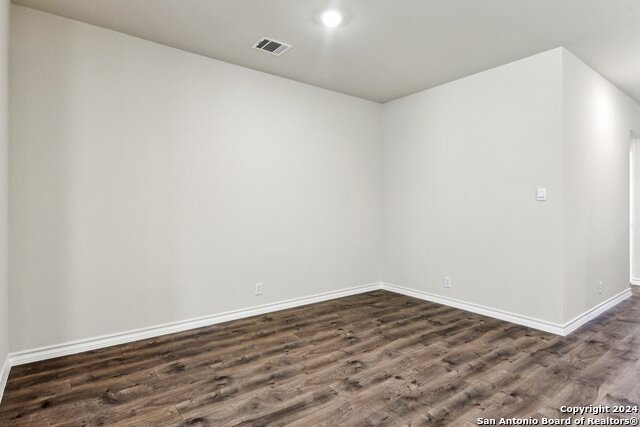 21281 Millstream Bend Property Photo 35