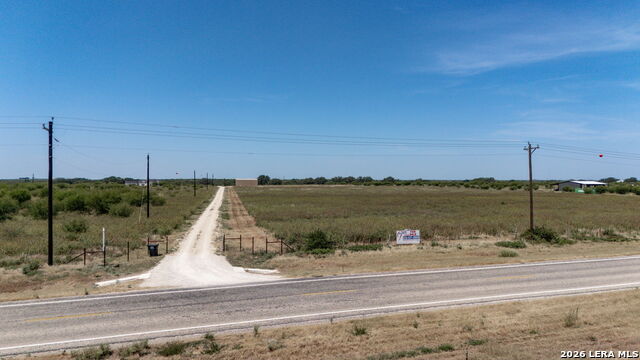 2100 S Fm 187 Property Photo 9
