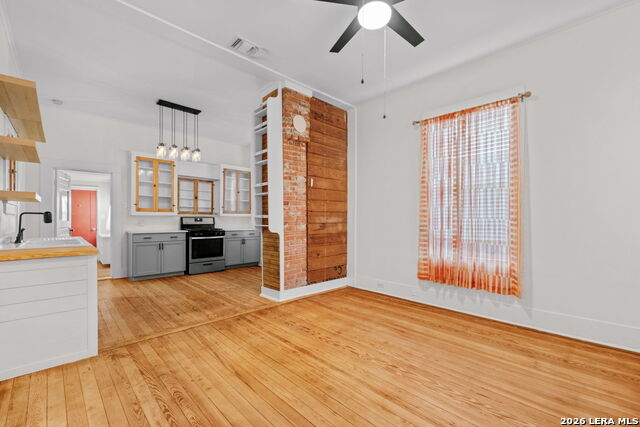 326 Helena St Property Photo 3
