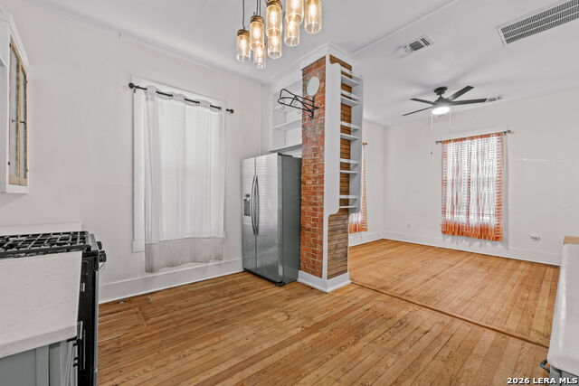 326 Helena St Property Photo 10