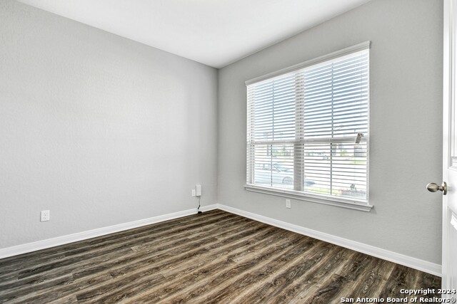 6035 Snorkel Sq Property Photo 2