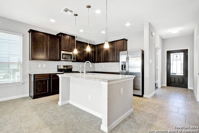 6035 Snorkel Sq Property Photo 3