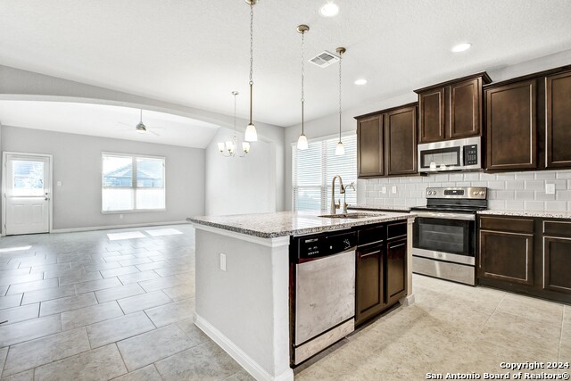 6035 Snorkel Sq Property Photo 4