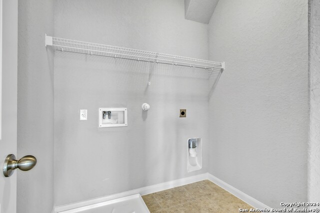 6035 Snorkel Sq Property Photo 23