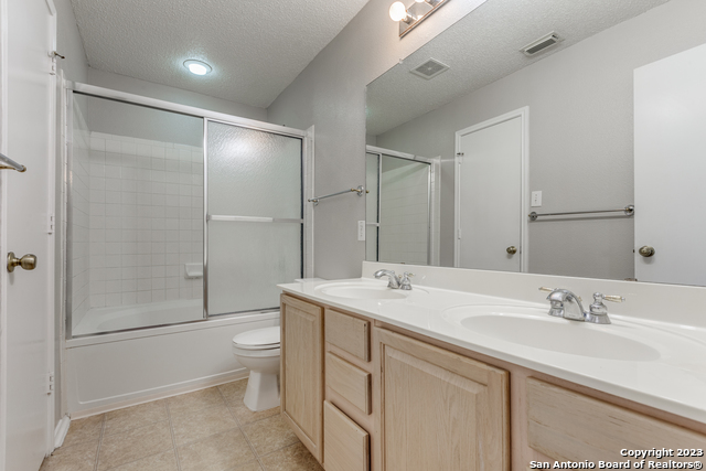 9 Crystal Moon Property Photo 5