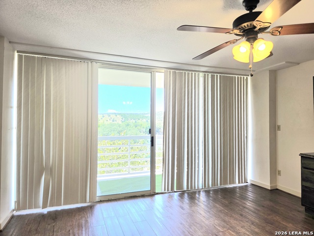 1006 Guadalupe Property Photo 19