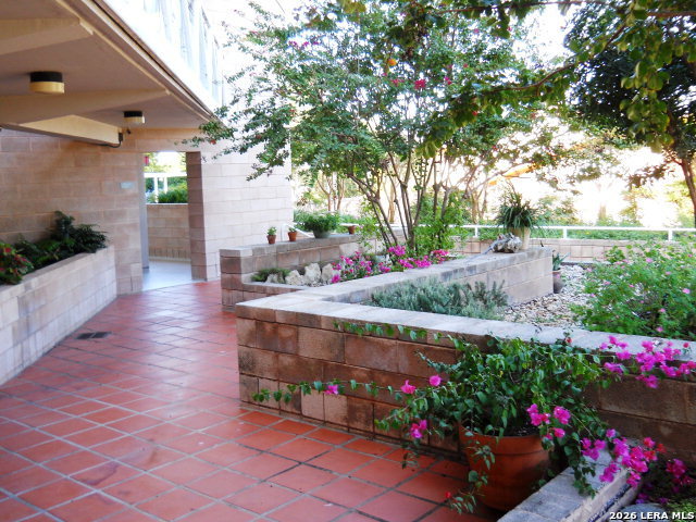 1006 Guadalupe Property Photo 23