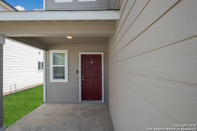 6239 Fieldrun Property Photo 3