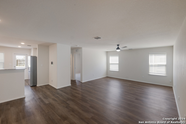 6239 Fieldrun Property Photo 5
