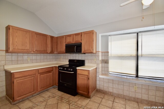11304 Forest Gleam Property Photo 10