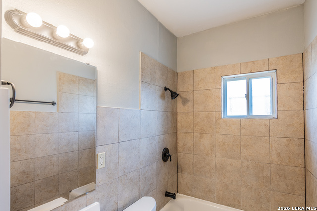 403 W Hollywood Ave Property Photo 15