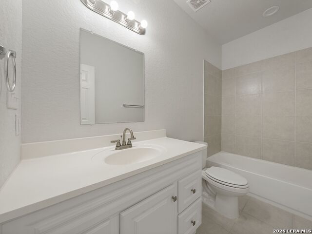 11 Oak Plz Property Photo 11