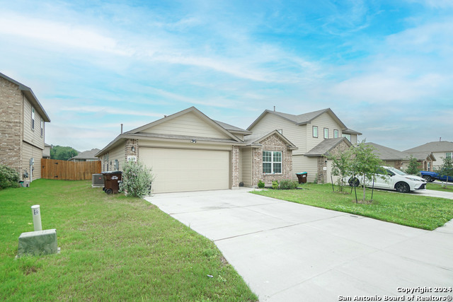 6310 Kendall Cove Property Photo 3