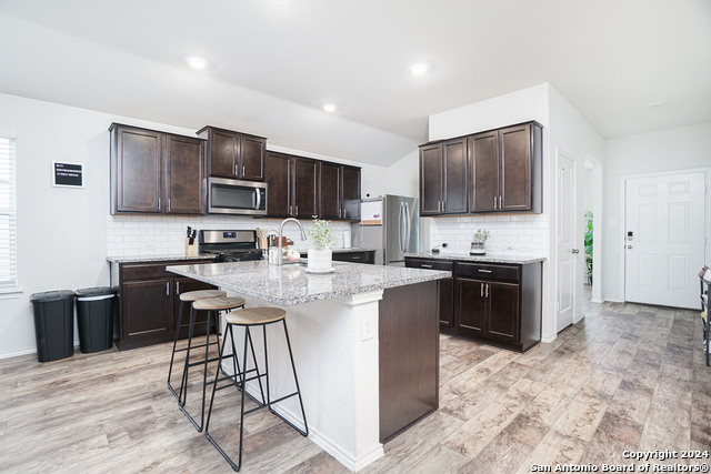 6310 Kendall Cove Property Photo 6