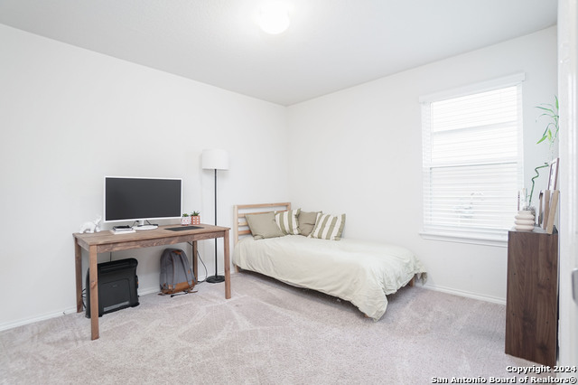 6310 Kendall Cove Property Photo 9