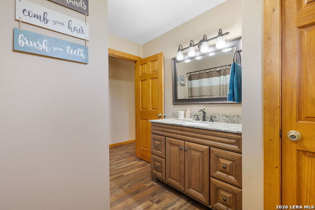 222 Spanish Oak Trl Property Photo 13