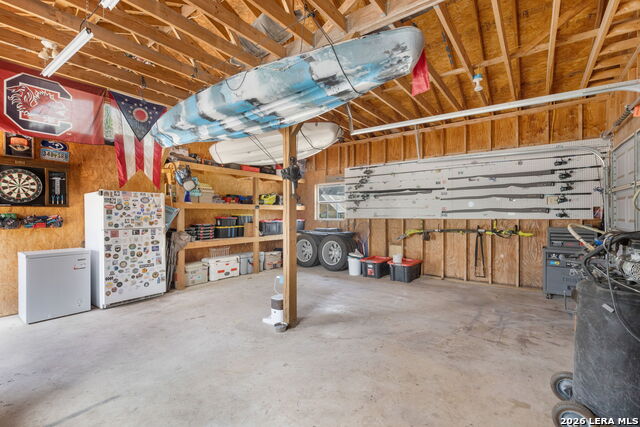 222 Spanish Oak Trl Property Photo 23