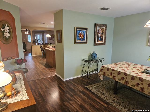 5830 Sherbrooke Oak Property Photo 6